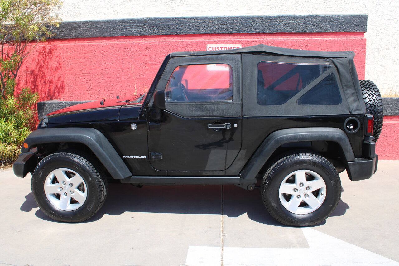 Used 2008 Jeep Wrangler Rubicon AWD/4WD image 2