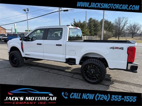 Used 2024 Ford F250 XL image 5