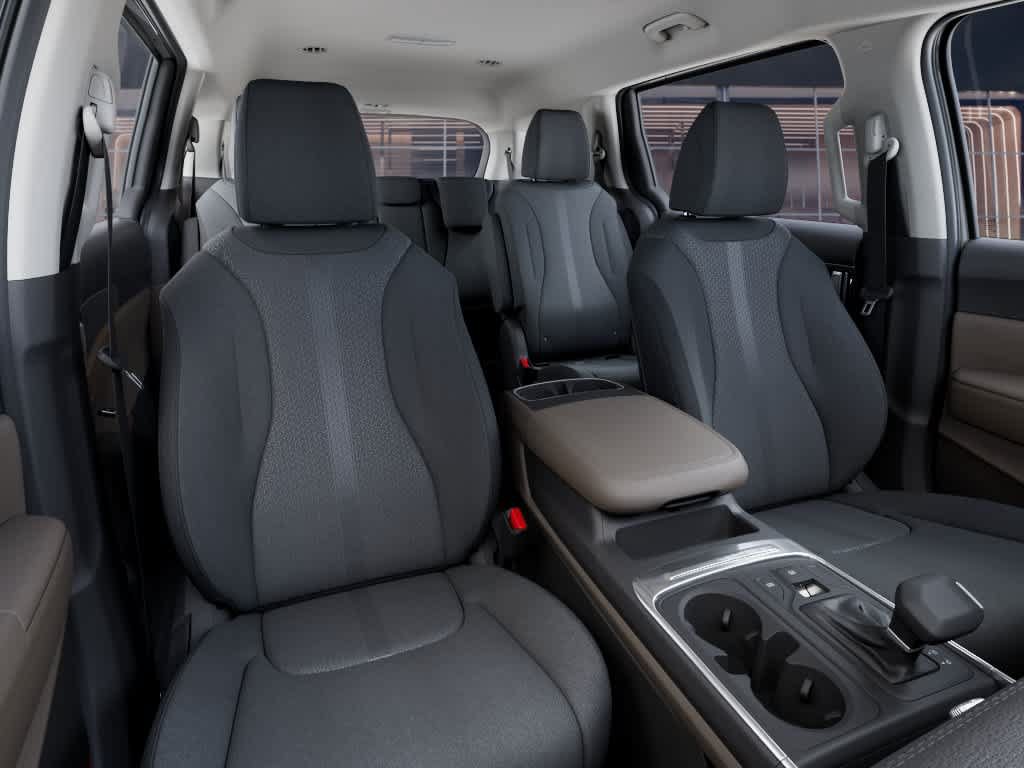 New 2027 Kia Carnival LX FWD image 15