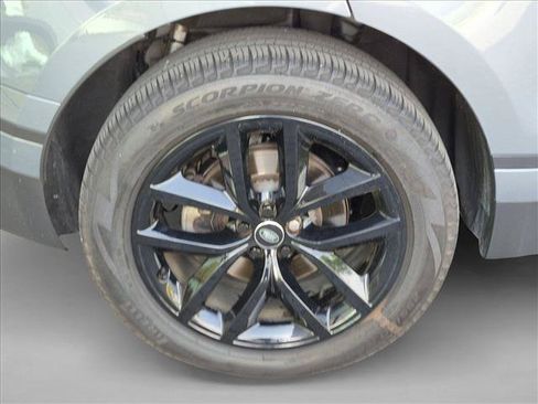 Used 2026 Land Rover Range Rover Velar S AWD/4WD image 20