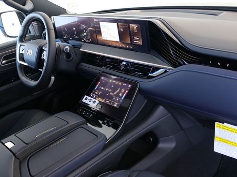 New 2026 INFINITI QX80 SPORT w/ Sport Exterior Package image 46