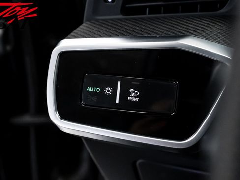 Used 2021 Audi RS 6 AWD/4WD image 30
