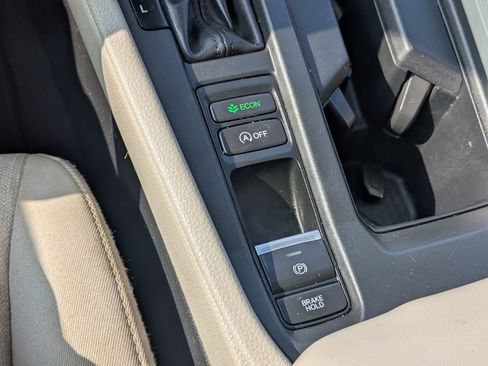 Used 2023 Honda Accord EX image 15