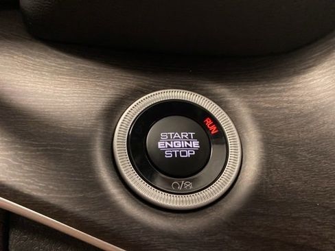 New 2025 Jeep Grand Cherokee Limited image 17