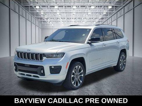 Used 2021 Jeep Grand Cherokee L Overland w/ Luxury Tech Group IV AWD/4WD image 1