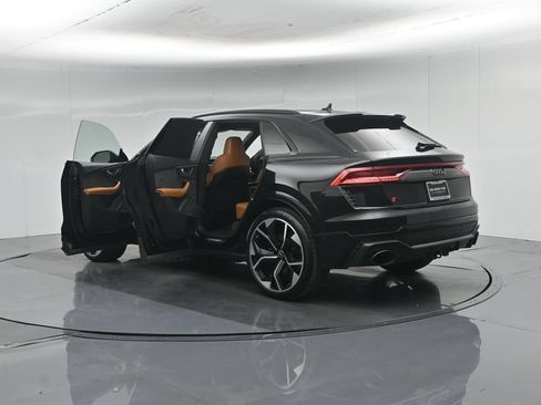 Used 2022 Audi RS Q8 AWD/4WD image 34