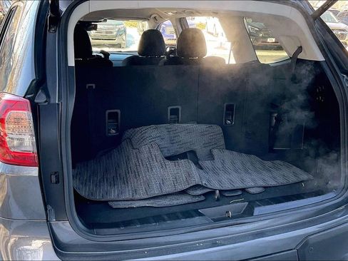 Certified 2024 Subaru Ascent Premium w/ Convenience Package image 32