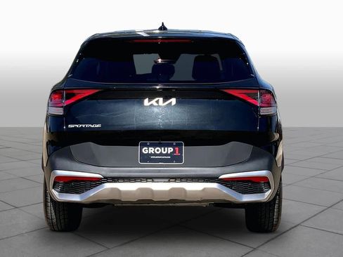Used 2023 Kia Sportage LX AWD/4WD image 5
