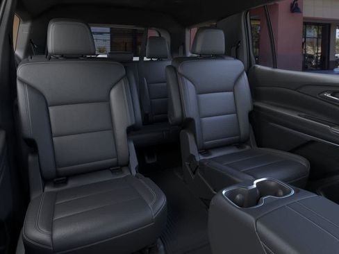 New 2027 Chevrolet Traverse LT w/ Midnight/Sport Edition FWD image 17