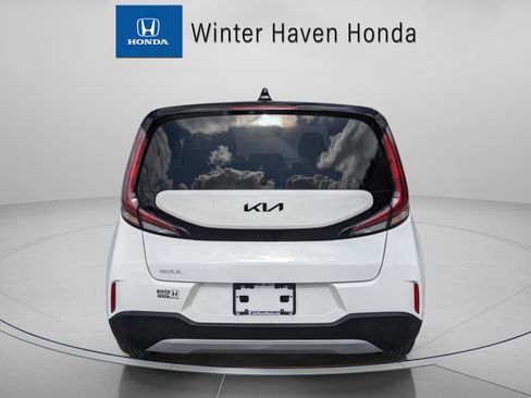Used 2023 Kia Soul S image 7