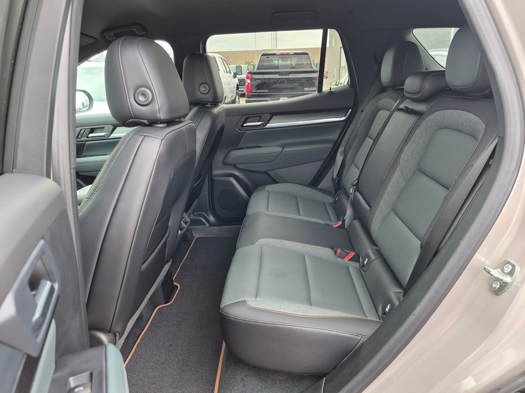 Used 2026 GMC Terrain AT4 AWD/4WD image 26