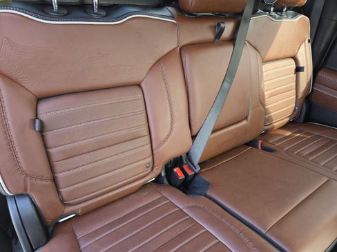 Used 2025 GMC Sierra 3500 Denali Ultimate image 29