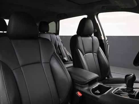 Certified 2024 Subaru Outback Limited image 13