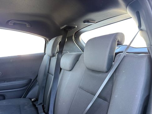 Used 2020 Honda HR-V Sport image 11
