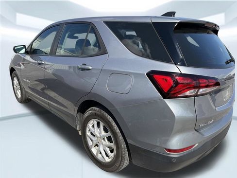 Used 2024 Chevrolet Equinox LS w/ Driver Confidence II Package FWD image 17