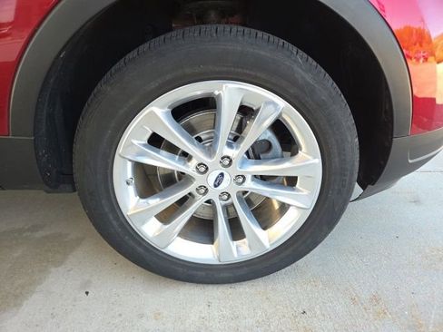 Used 2019 Ford Explorer XLT w/ Equipment Group 202A AWD/4WD image 76
