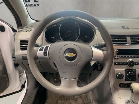 Used 2012 Chevrolet Malibu LS image 9