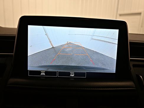 Used 2021 Chevrolet Tahoe LT image 18