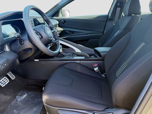 New 2026 Hyundai Elantra Sport FWD image 14
