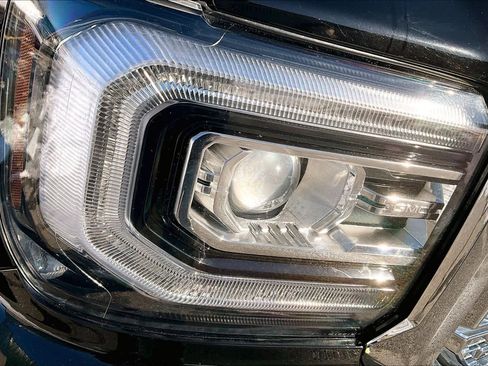 Used 2017 GMC Sierra 1500 Denali image 27