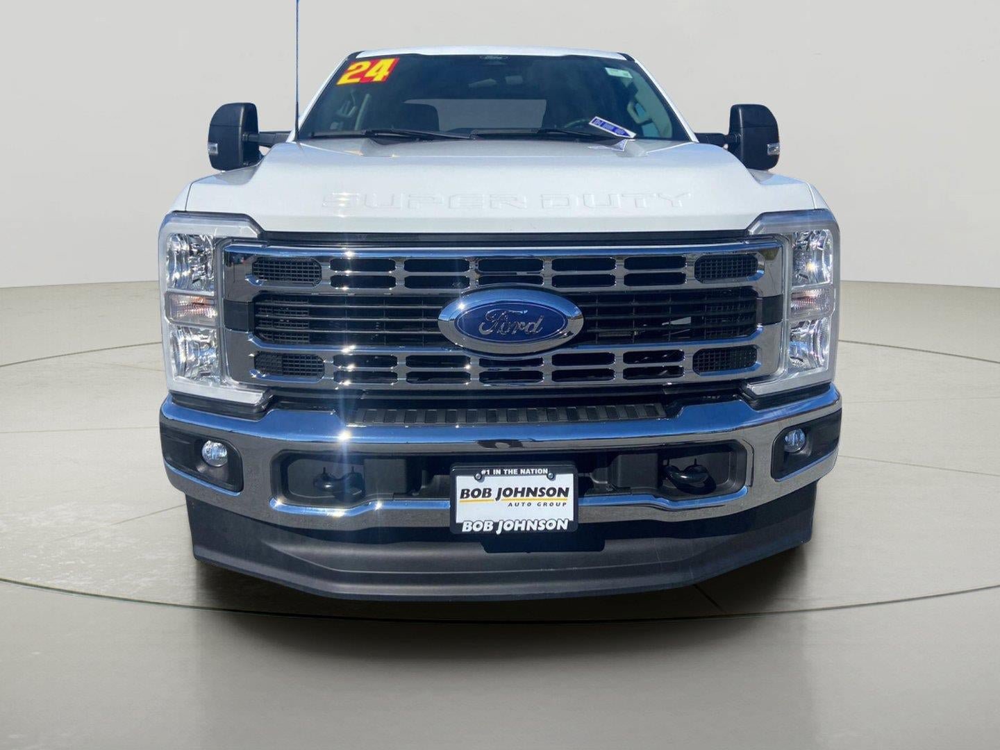 Used 2024 Ford F250 XLT AWD/4WD image 3