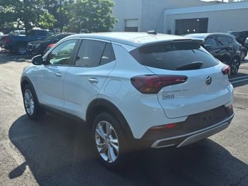 Used 2020 Buick Encore GX Preferred w/ Cold Weather Comfort Package AWD/4WD image 7