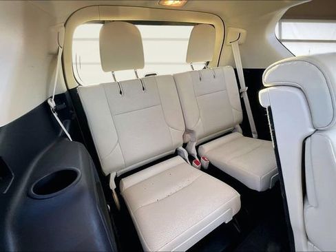 Used 2021 Lexus GX 460 Premium w/ Premium Package image 28