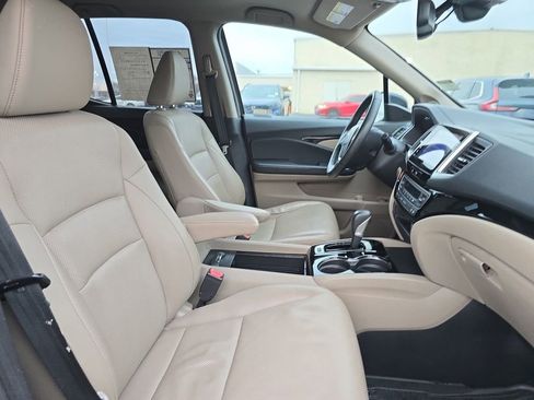 Used 2018 Honda Ridgeline RTL-E image 10
