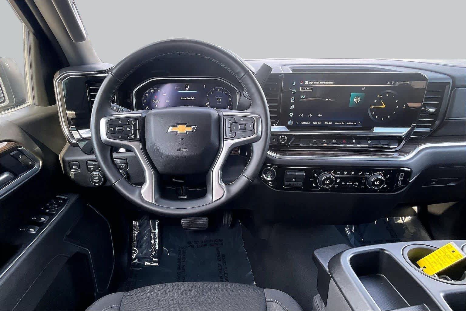 Used 2026 Chevrolet Silverado 1500 LT AWD/4WD image 6