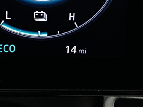 New 2026 Hyundai Elantra Limited image 17