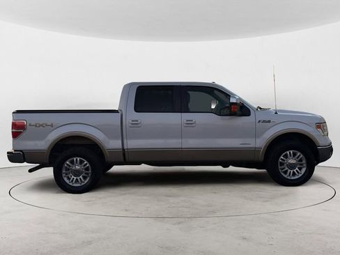 Used 2014 Ford F150 Lariat w/ Equipment Group 502A Luxury image 6
