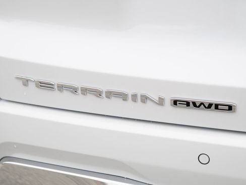 New 2026 GMC Terrain Denali image 25