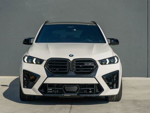 Used 2025 BMW X5 M Competition w/ Executive Package image 3