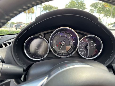 Used 2020 MAZDA MX-5 Miata Sport RWD image 47
