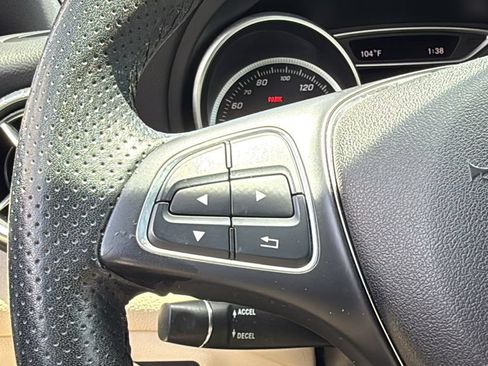 Used 2017 Mercedes-Benz CLA 250 4MATIC image 31