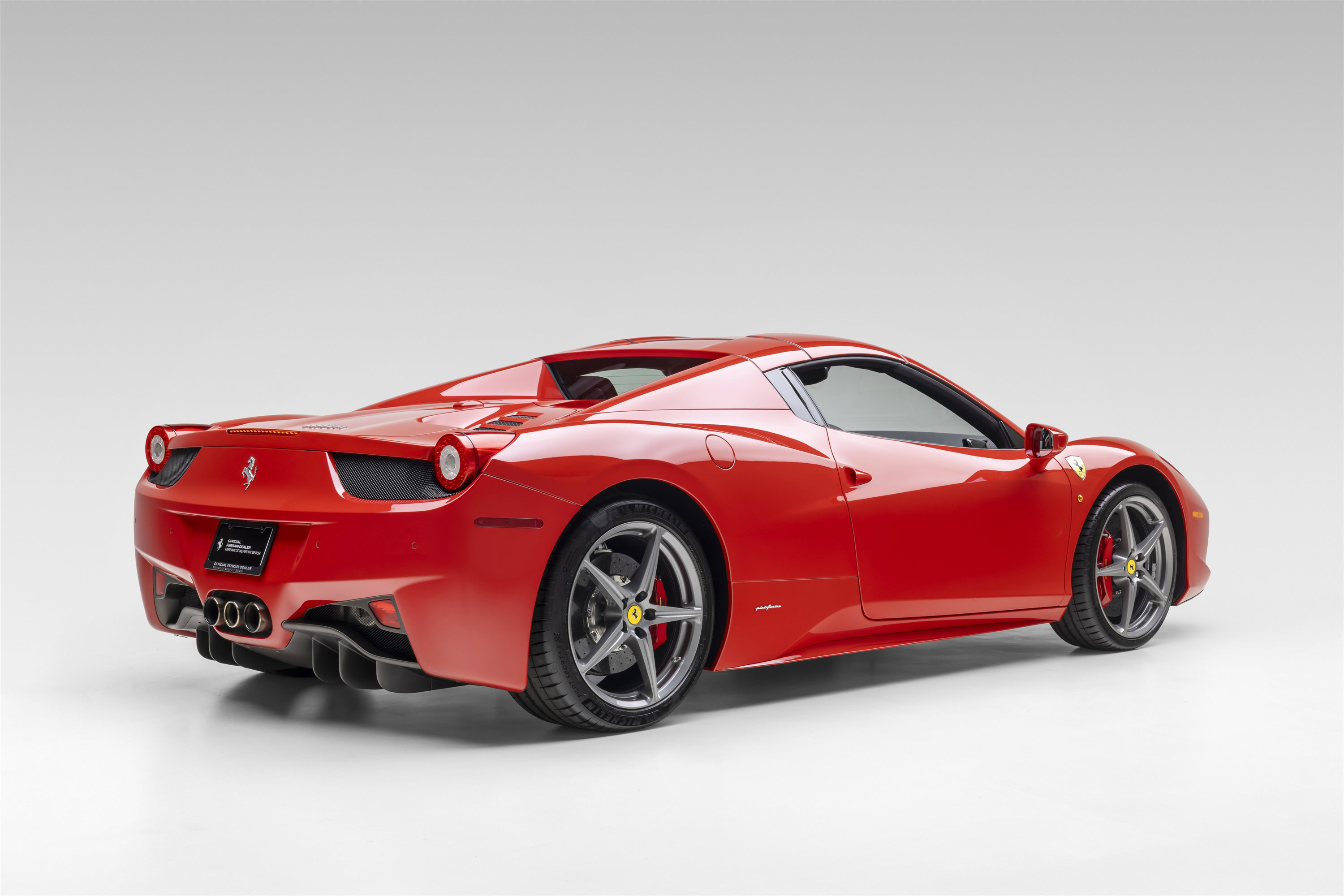 Certified 2013 Ferrari 458 Spider RWD image 10
