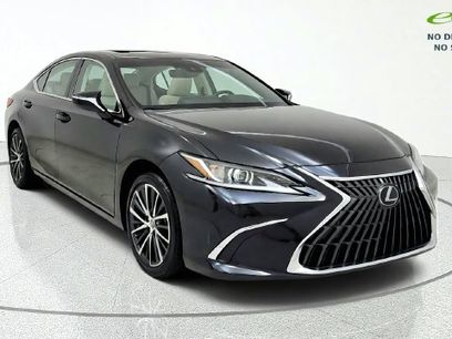 Used 2025 Lexus ES 350 w/ Premium Package
