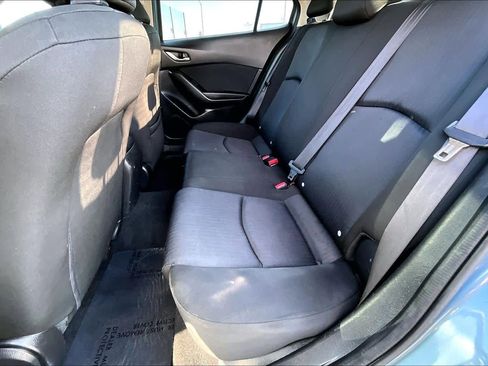 Used 2015 MAZDA MAZDA3 i SV image 20