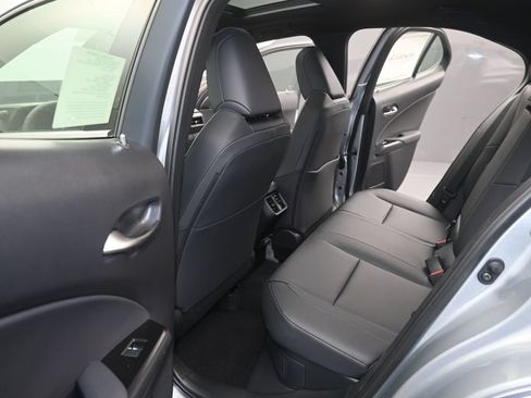 Used 2026 Lexus UX 300h FWD image 12