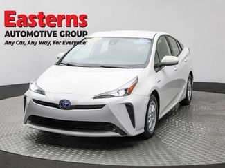 Used 2022 Toyota Prius LE video 1