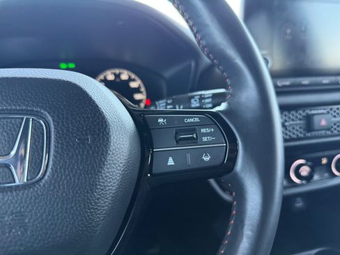 Used 2024 Honda HR-V Sport image 16