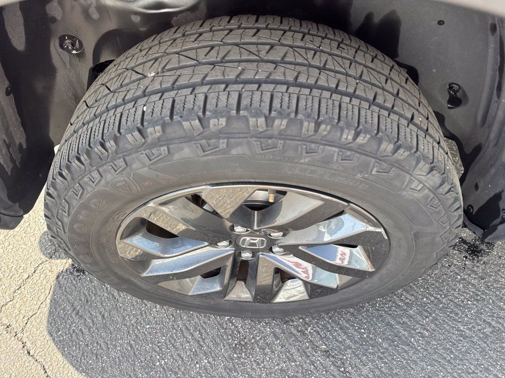 Used 2023 Honda Ridgeline Sport image 10