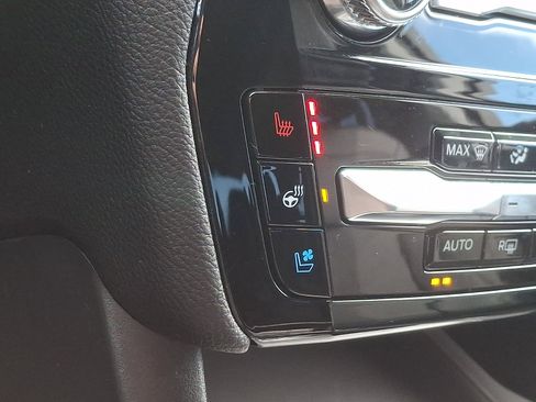 Certified 2022 Ford Explorer Limited w/ Limited Technology Package image 25