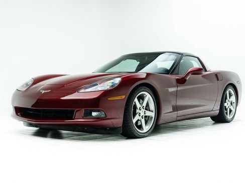 Used 2006 Chevrolet Corvette Coupe w/ Preferred Equipment Group RWD image 8