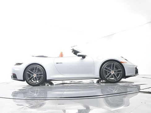 Certified 2026 Porsche 911 Carrera RWD image 61
