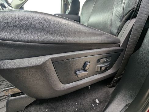 Used 2016 RAM 1500 Laramie w/ Convenience Group image 38