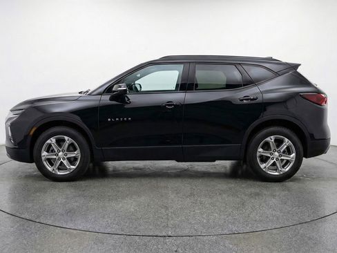 Used 2025 Chevrolet Blazer LT image 5