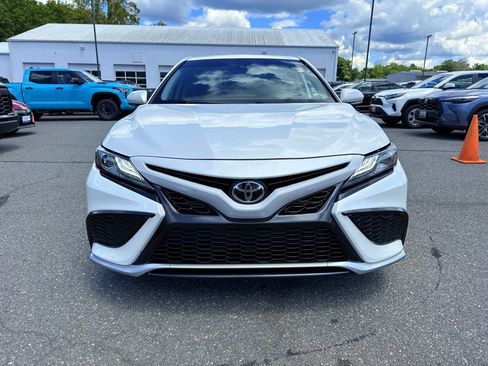 Used 2021 Toyota Camry XSE FWD image 8
