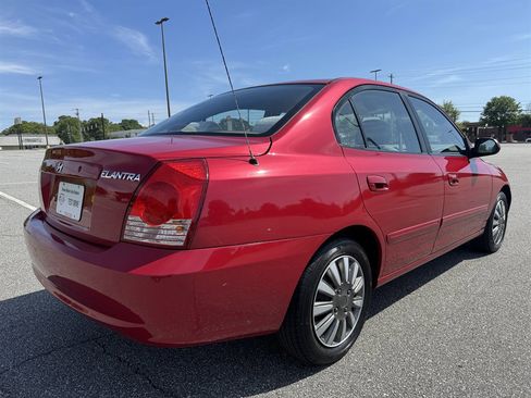 Used 2006 Hyundai Elantra GLS FWD image 11