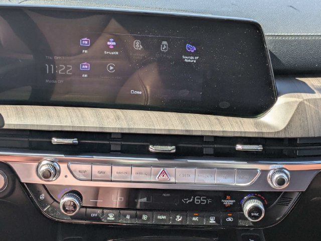 Used 2024 Kia Telluride SX Prestige w/ Towing Package AWD/4WD image 18